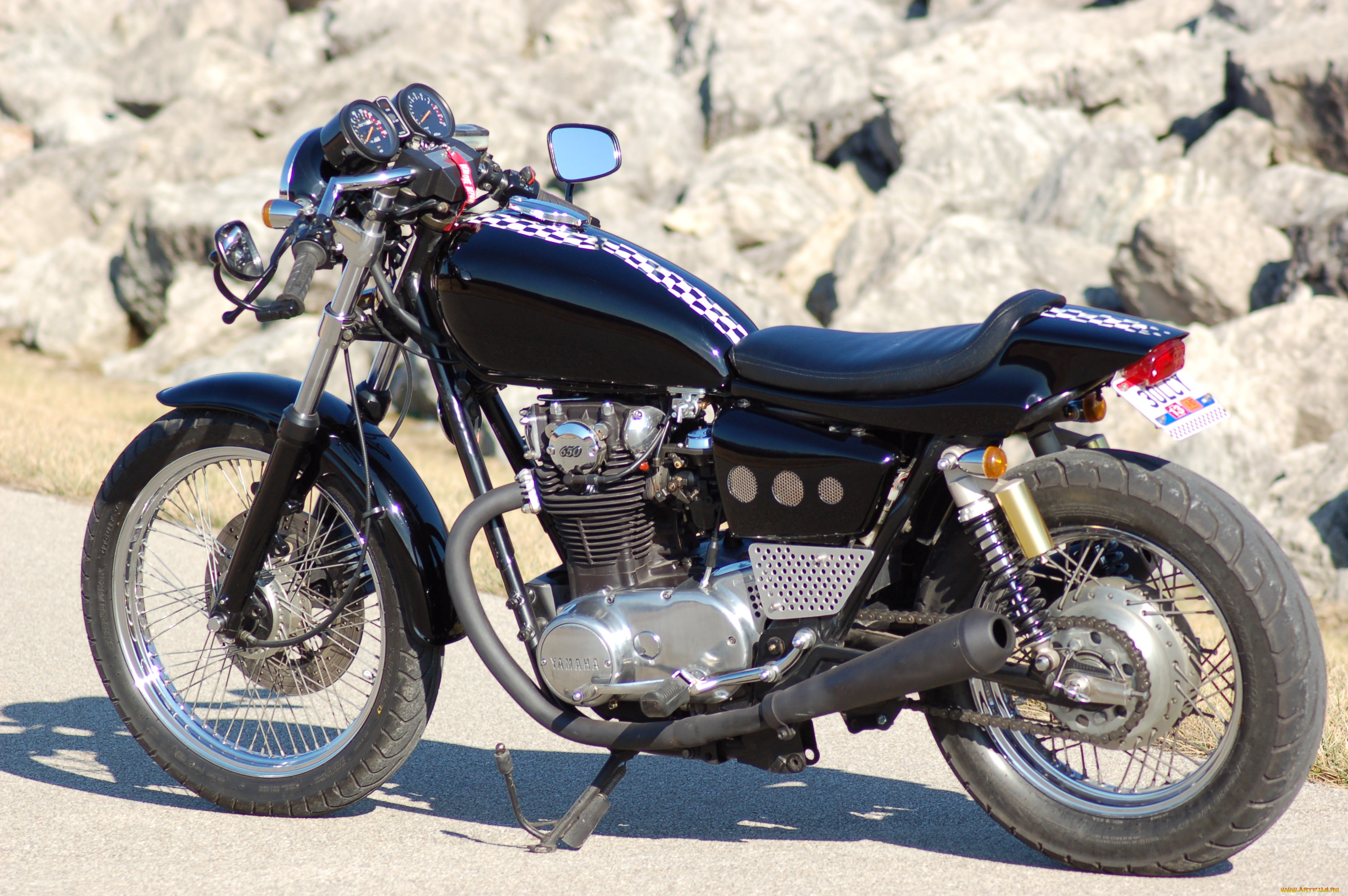 , customs, moto
